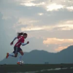 Esporte e tornozelo: como prevenir lesões em corrida e futebol