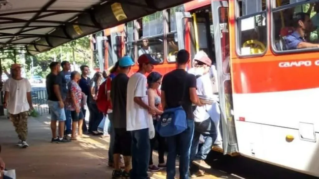 Prefeitura intervém e tira gestão de ônibus do Consórcio Guaicurus