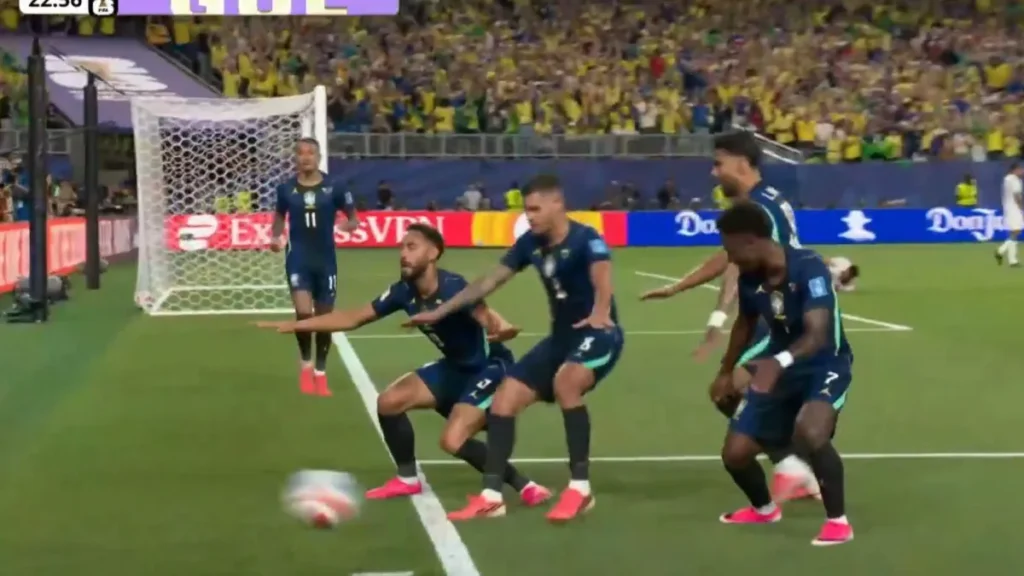 Brasil sai na frente contra o Haiti com gol de Matheus Cunha
