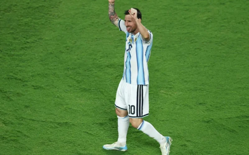 Argentina e França buscam classificação nesta segunda