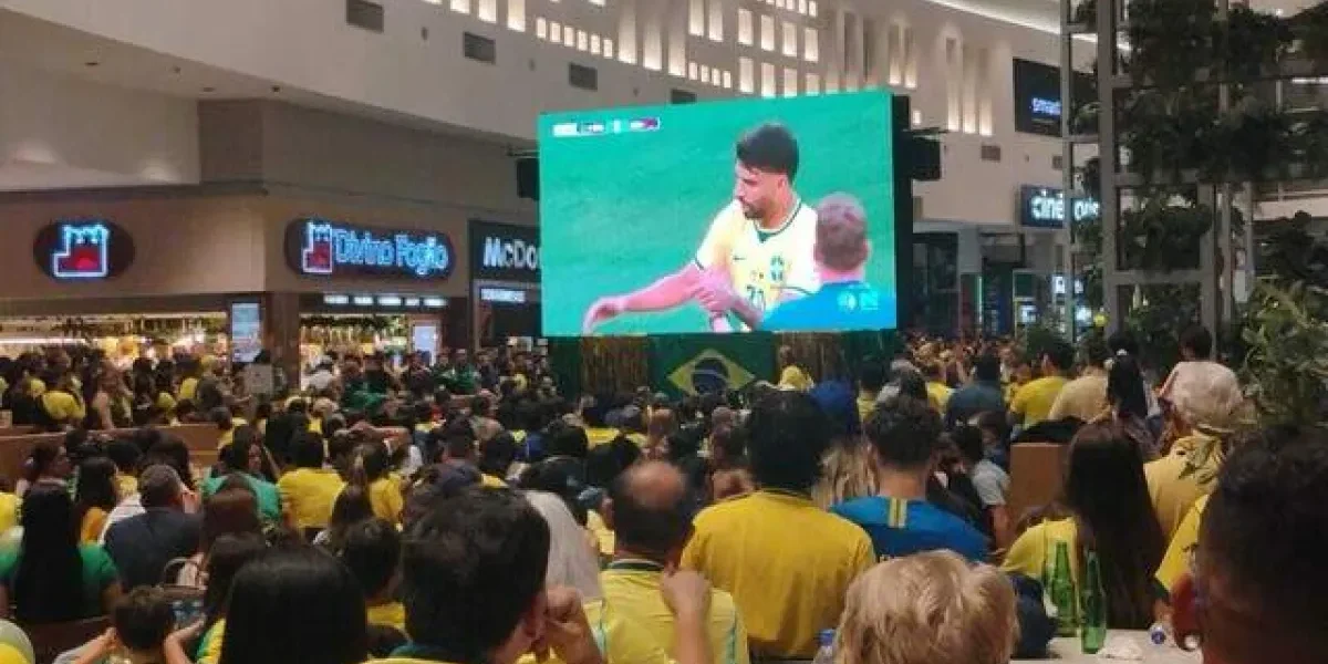 Brasil x Escócia altera horários de escolas e comércio; confira