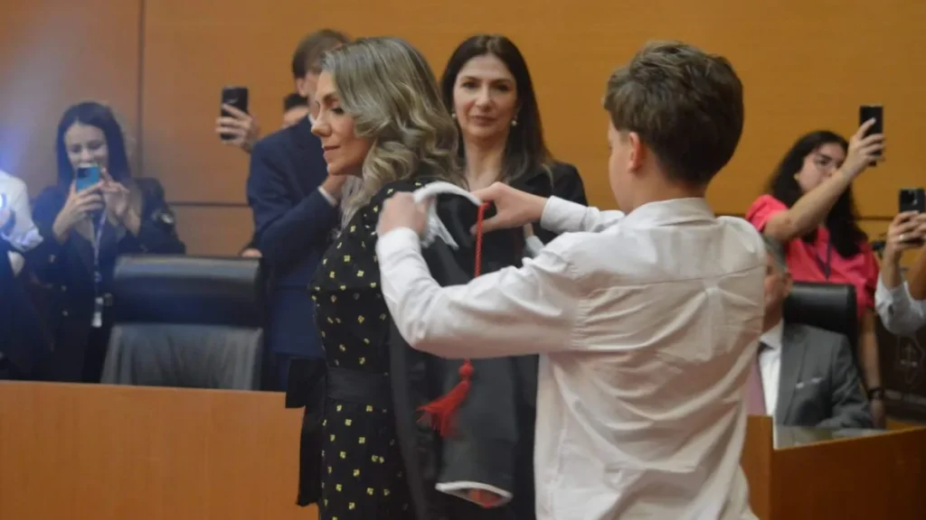 Nova desembargadora cita Manoel de Barros e promete ser justa