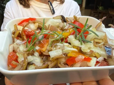 Coração da bananeira vira caponata e surpreende pelo sabor