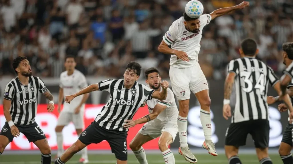 Fluminense empata com Botafogo; Coritiba vence Chapecoense