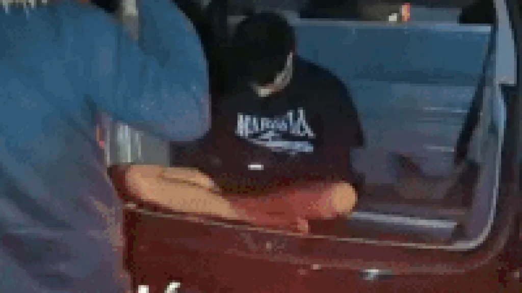 Atirador confessa ter matado jovem em garagem a mando