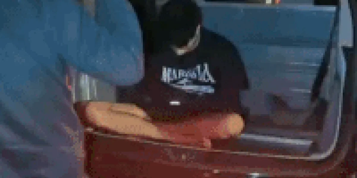 Atirador confessa ter matado jovem em garagem a mando