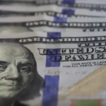 Dólar sobe a R$ 5,21 e fecha semana com alta de 1,88%