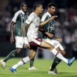 São Paulo empata com Coritiba e amplia jejum no Brasileirão